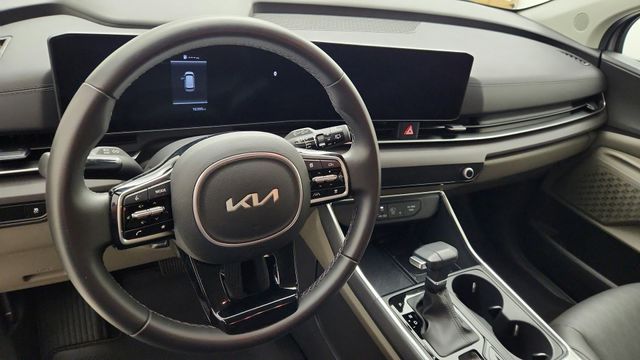 2025 Kia Carnival EX White at Shottenkirk Kia Fort Bend