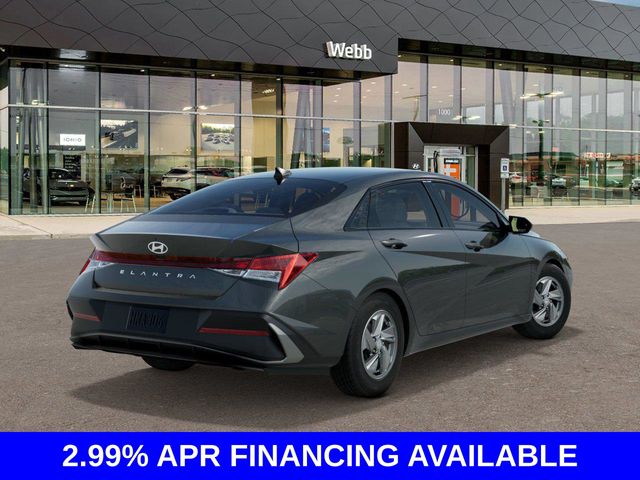2025 Hyundai Elantra SE photo