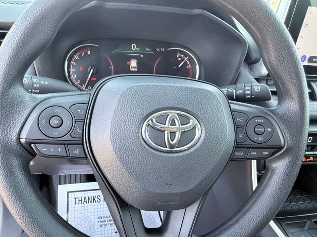 2024 Toyota RAV4 XLE - 11
