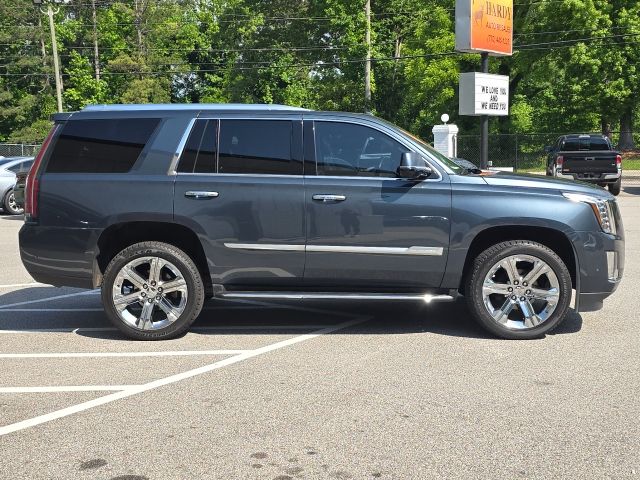 2020 Cadillac Escalade Luxury:C02590