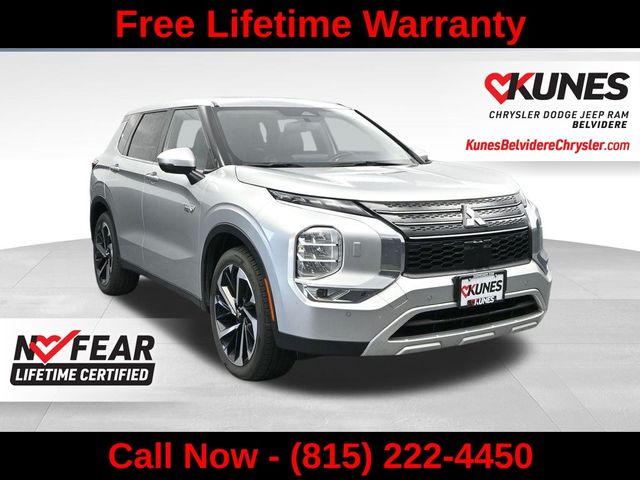 2024 Mitsubishi Outlander PHEV SE