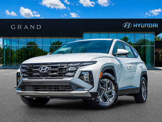 Creamy White Pearl 2026 Hyundai Tucson Hybrid SUV / Crossover 6-Speed Automatic