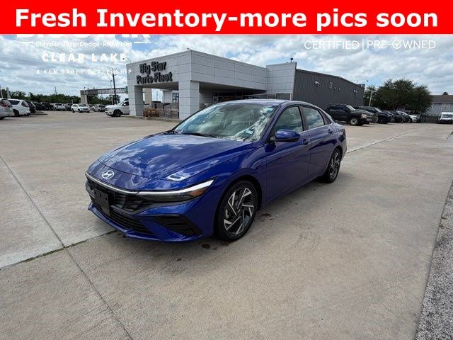 2025 Hyundai Elantra Limited - 0