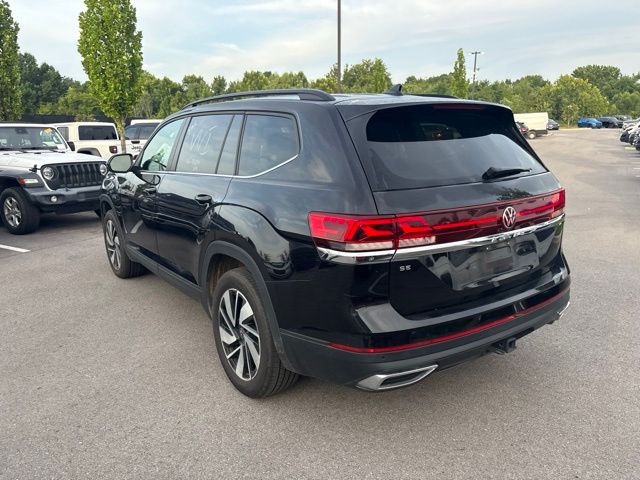 Used 2025 Black Volkswagen 2.0T SE w/Technology image 5