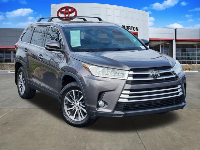 2019 Toyota Highlander XLE FWD