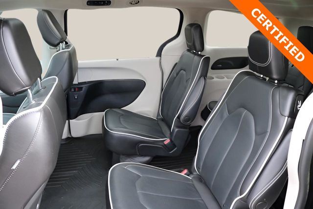 Used Car 2023 Chrysler Pacifica  Limited For Sale Under $35,000 In Austin, Texas