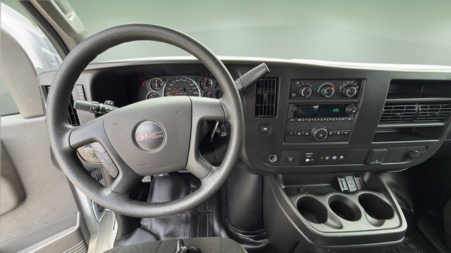Used 2025 White GMC Work Van image 13