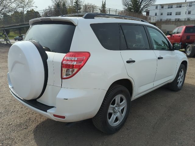 2010 White Toyota RAV4 Base FWD SUV
