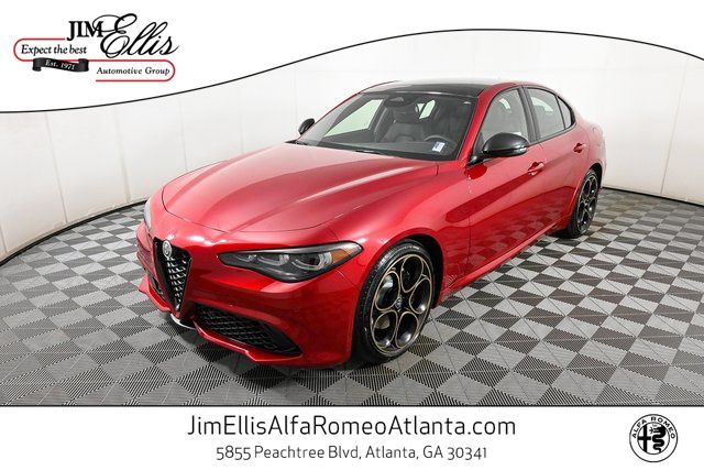 2025 Alfa Romeo Giulia Intensa RWD