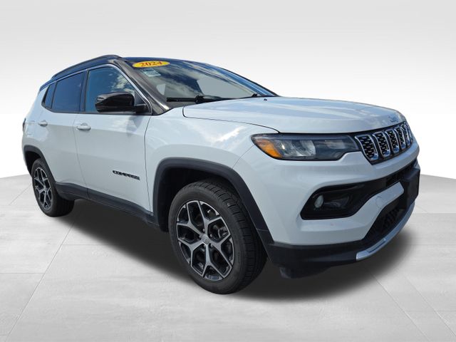 Bright White Clearcoat 2024 Jeep Compass SUV / Crossover Four-Wheel Drive 8-Speed Automatic