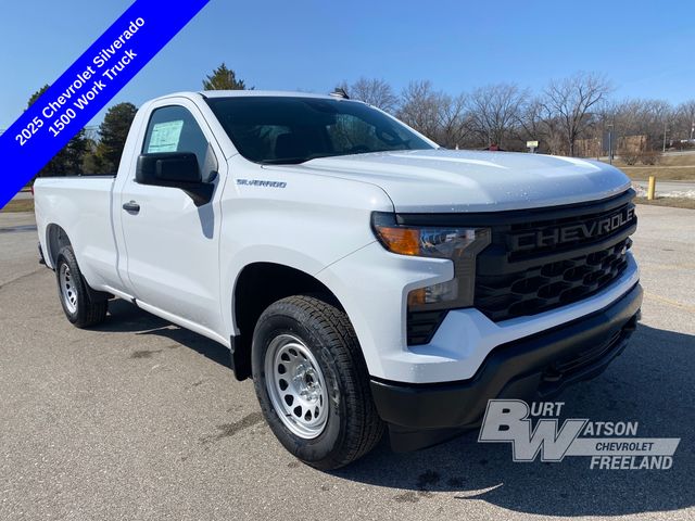 2025 Chevrolet Silverado 1500 WT photo