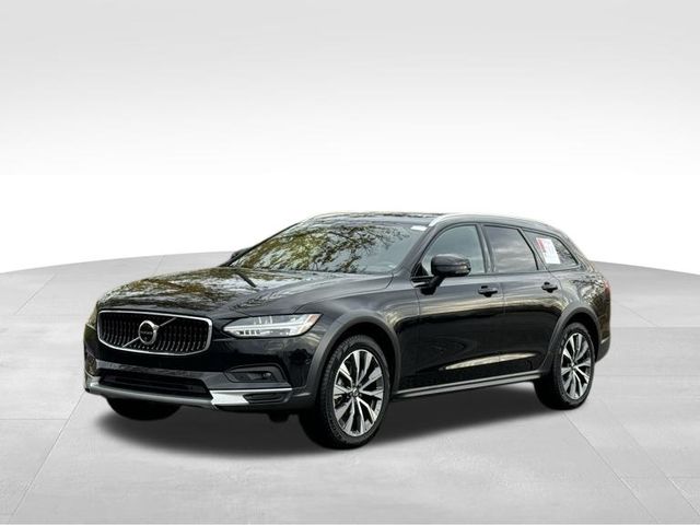 2024 Volvo V90 Cross Country B6 36