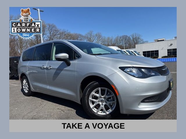 Silver Mist Clearcoat 2023 Chrysler Voyager LX FWD Minivan Front-Wheel Drive 9-Speed Automatic