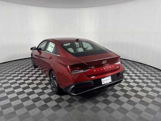 New 2025 Hyundai Elantra Hybrid For Sale in Indianapolis, IN