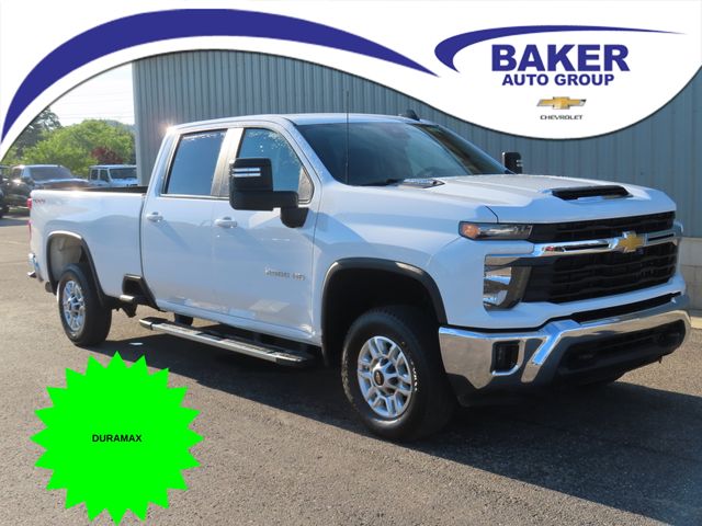 Summit White 2025 Chevrolet Silverado 2500HD Pickup Truck Four-Wheel Drive Automatic