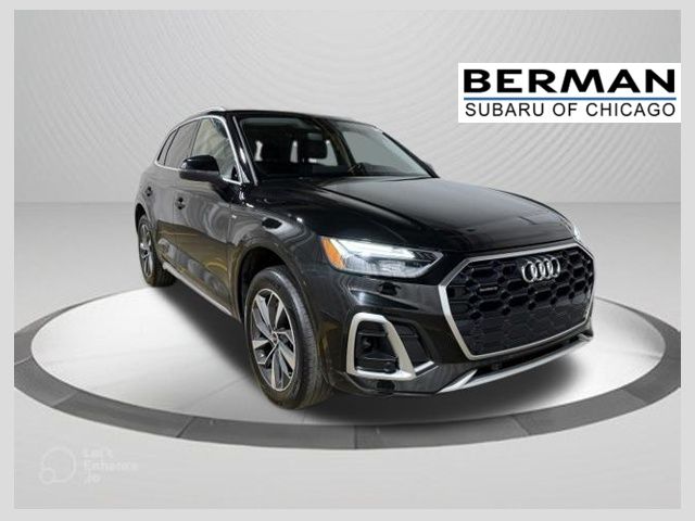 Brilliant Black 2022 Audi Q5 SUV / Crossover All-Wheel Drive 7-Speed Automatic