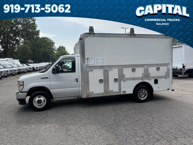 Used 2023 White Ford Base image 7