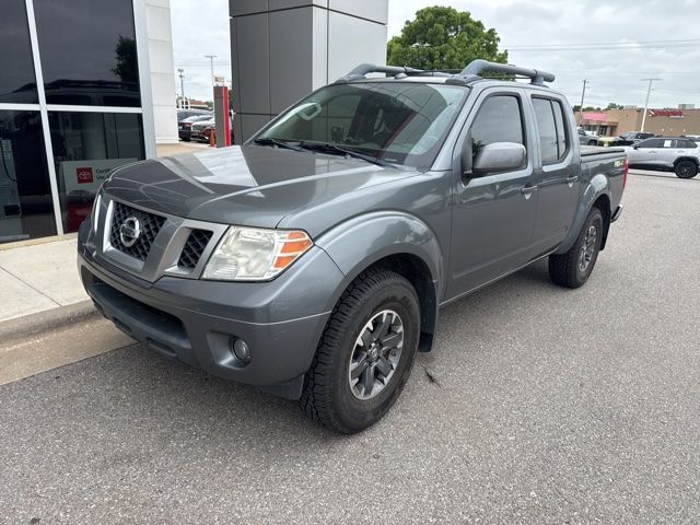 Gray (Gun Metallic) 2017 Nissan Frontier PRO-4X Crew Cab 4WD Pickup Truck Four-Wheel Drive 5-Speed Automatic Overdrive