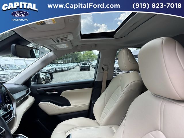 Used 2024 Gray Toyota XLE image 22