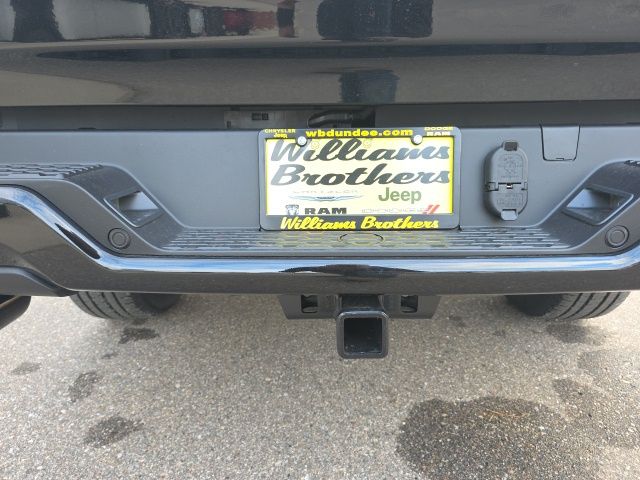 2026 Ram 1500 Big Horn/Lone Star - Diamond Black Crystal Pearlcoat exterior view 9