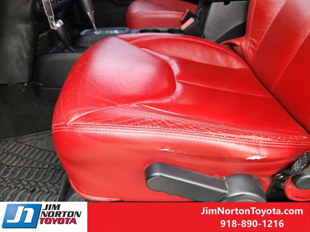 Used 2013 Jeep Wrangler SUV