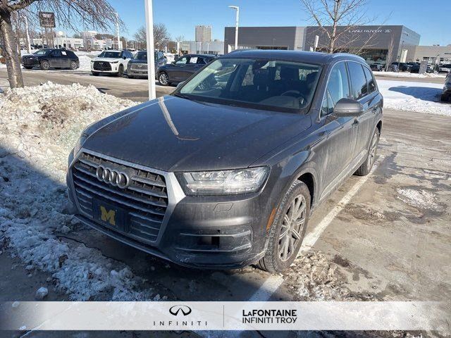 2019 Audi Q7 55 TFSI quattro Premium Plus