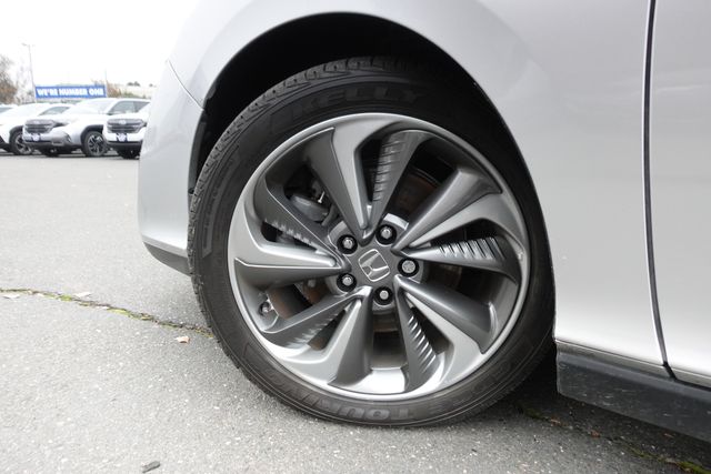 used 2018 Honda Clarity Plug-In Hybrid car, priced at $9,399