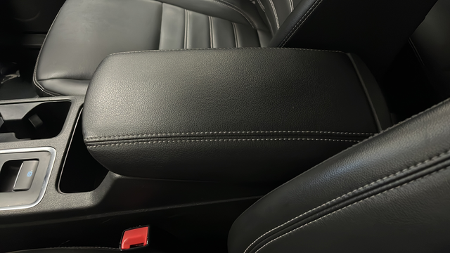 Used 2019 Sea Green Ford SEL image 19