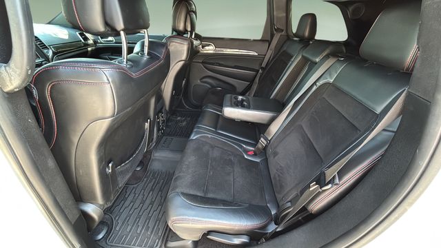 Used 2017 White Jeep Trailhawk image 20