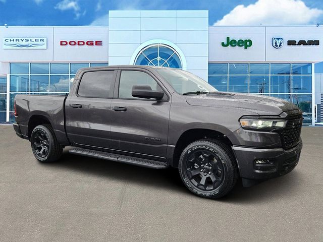 2026 Ram 1500 Express Crew Cab 4x4 5'7" Box