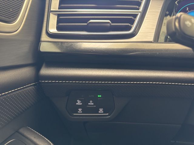 2025 Volkswagen Atlas Cross Sport 2.0T SE w/Technology  at Legacy Ford