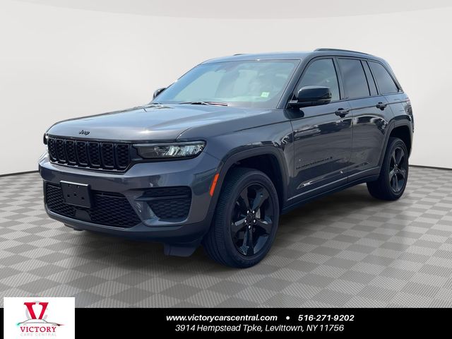 Baltic Gray Metallic Clearcoat 2023 Jeep Grand Cherokee Altitude X 4WD SUV / Crossover Four-Wheel Drive 8-Speed Automatic