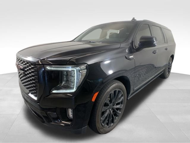 2021 GMC Yukon XL Denali 3