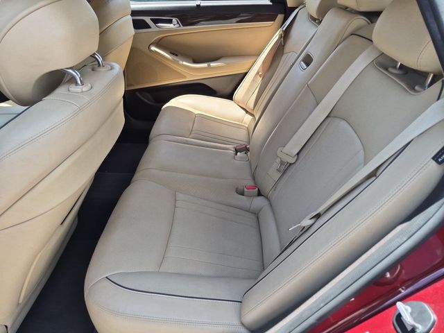 Used 2015 Hyundai Genesis 3.8 4D Sedan