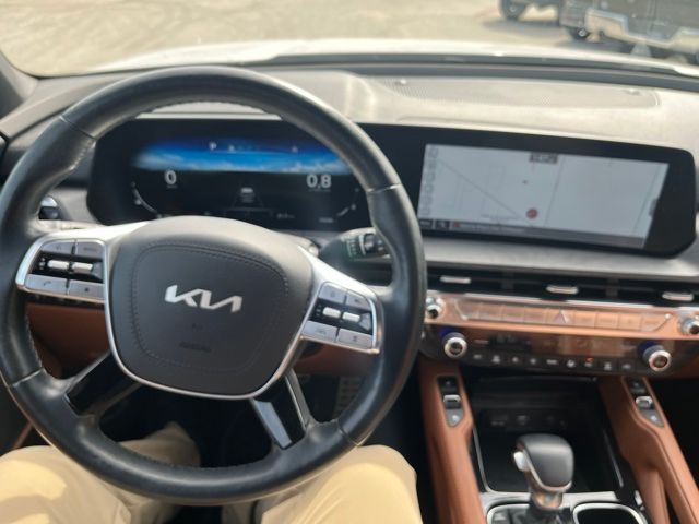Certified Used 2023 White Kia SX X-Pro image 8