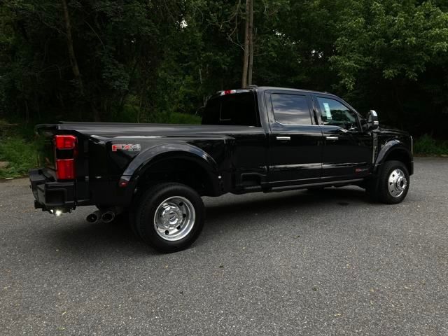 2024 Ford F-450 Super Duty Limited
