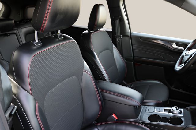 Used Car 2025 Ford Escape  St-line For Sale Under $25,000 In Austin, Texas