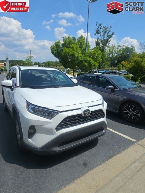 2021 Toyota RAV4 XLE