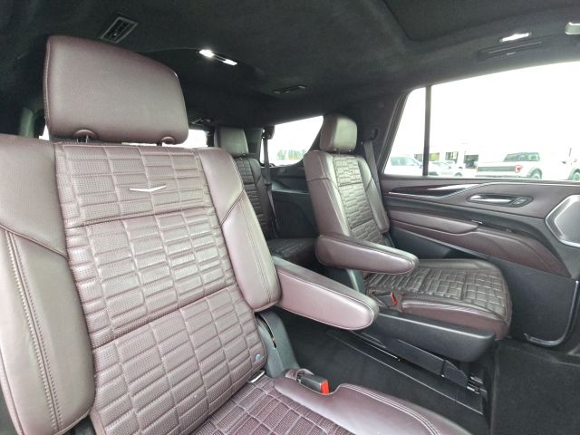 2021 Cadillac Escalade Sport Platinum:C02489