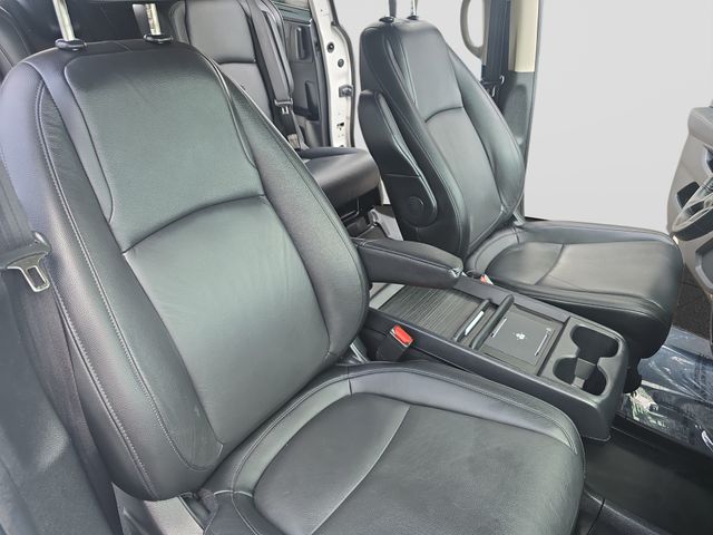 Used 2025 Honda Odyssey Van