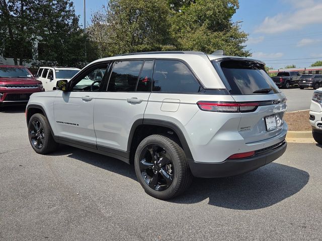 Used 2025 Jeep Grand Cherokee SUV