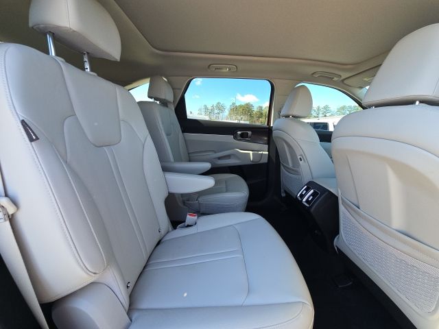 2025 Kia Sorento EX:168648A