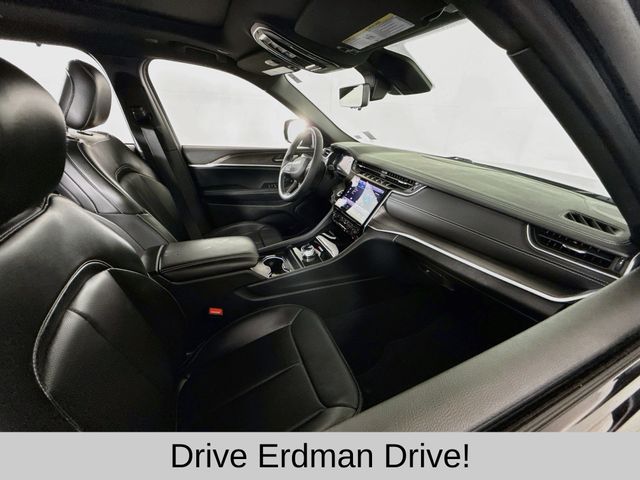 Used 2025 Jeep Grand Cherokee L SUV