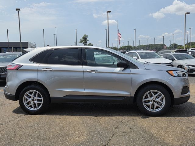 Used 2024 Ford Edge SUV
