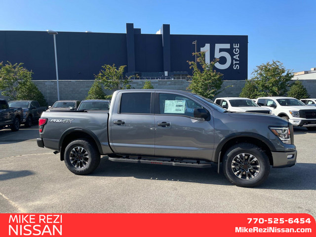 2024 Nissan Titan PRO-4X 2