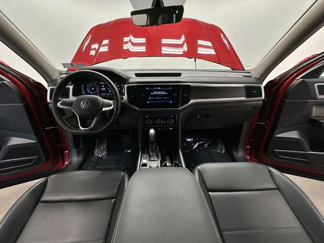 2022 Volkswagen Atlas 2.0T SE w/Technology Blue at Sutliff Volkswagen