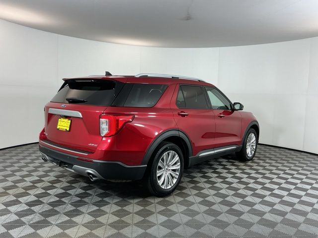 Used 2022 Red Ford Limited image 5