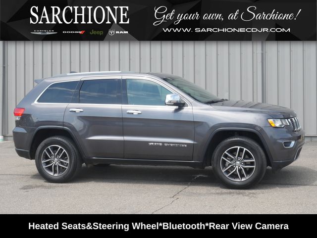 Gray (Granite Crystal Metallic Clearcoat) 2018 Jeep Grand Cherokee SUV / Crossover 4X2 8-Speed Automatic