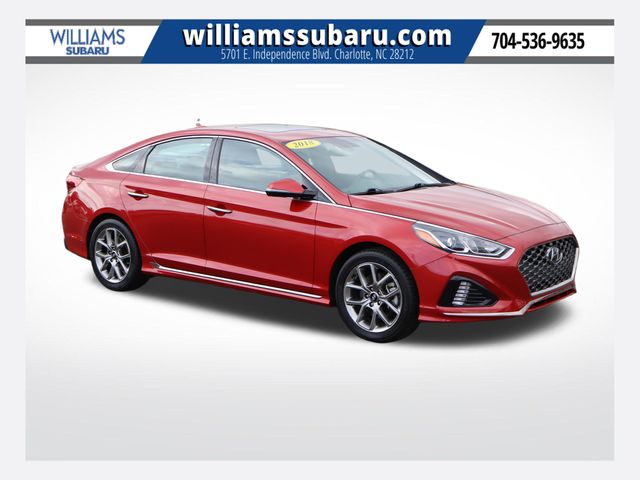 Scarlet Red 2018 Hyundai Sonata Sedan Front-Wheel Drive 8-Speed Automatic