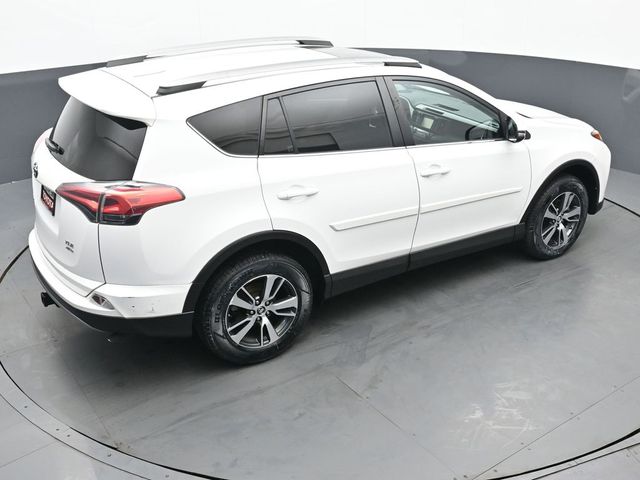 2018 Toyota RAV4 XLE 41